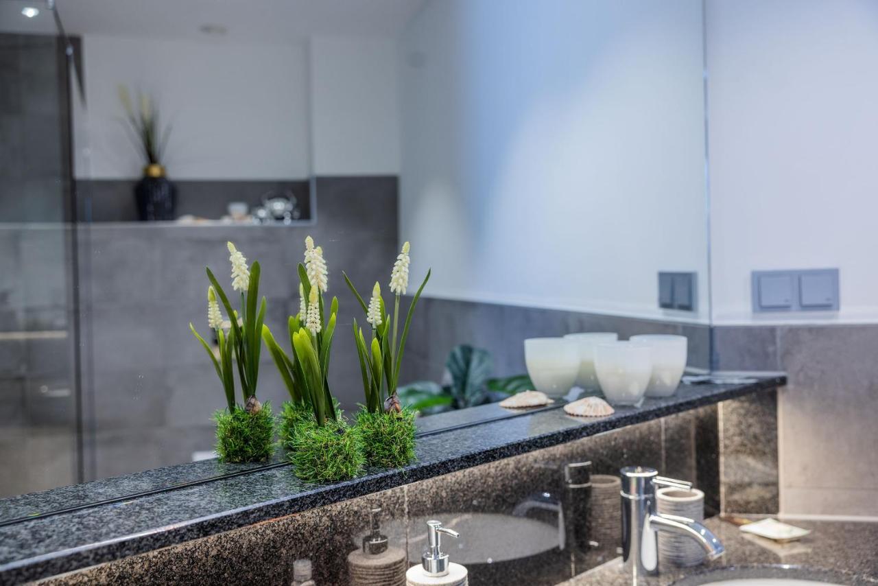 Luxus Wellness Loft - 245Qm - Designwohnen Im Zentrum Gutersloh Luaran gambar